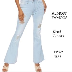 ALMOST FAMOUS HIGH RISE FLARE WOMENS JEANS SIZE 5 JUNIORS NEW WITH TAGS